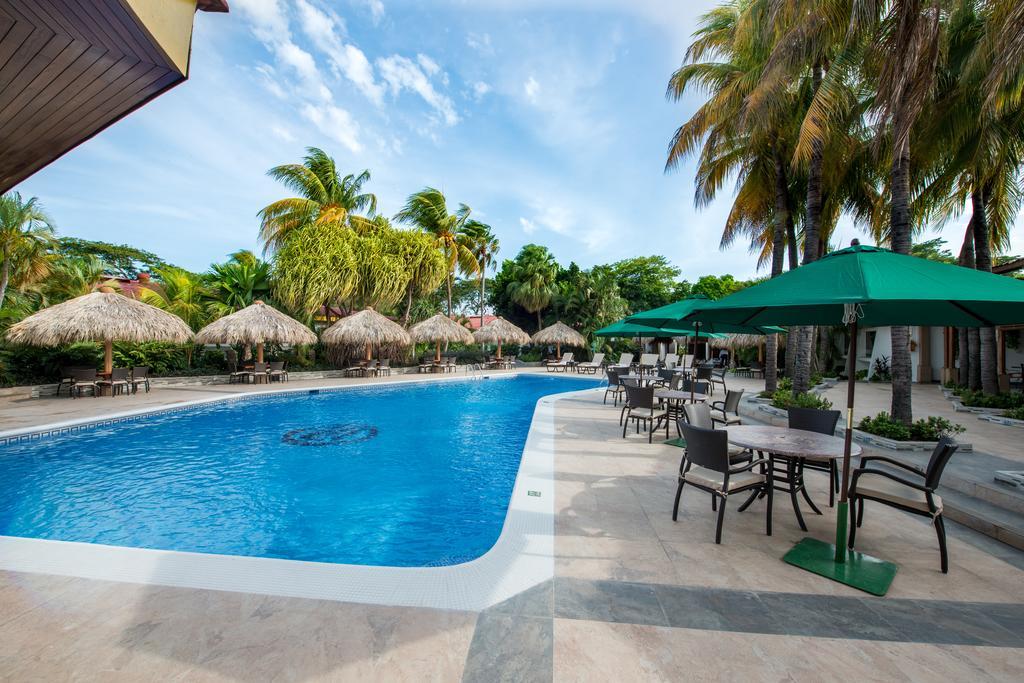 Hotel Globales Camino Real Managua Svømmebasseng bilde